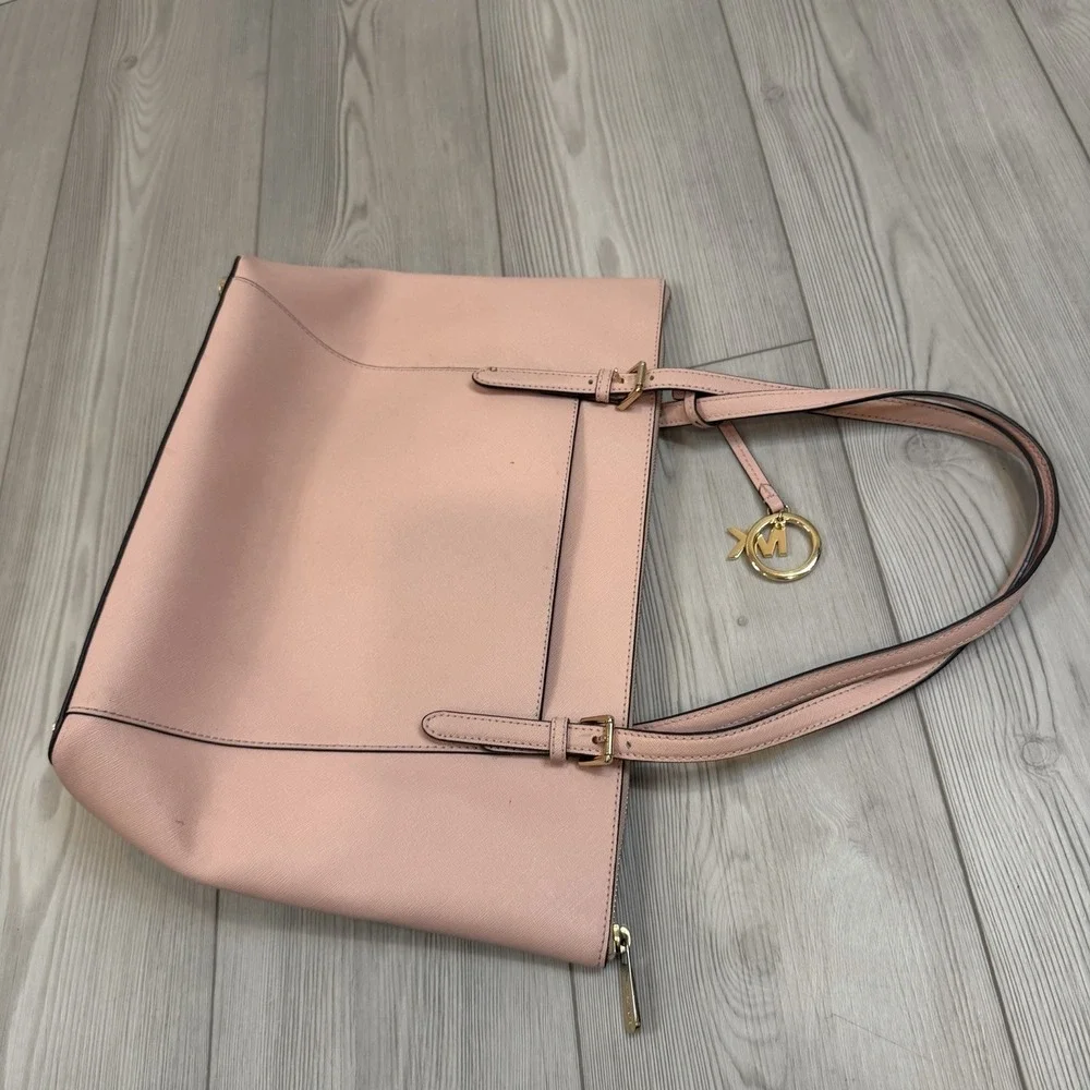 Michael Kors Ciara Zip Tote Bag Pink‎ Saffiano Leather Shoulder Bag & Wallet